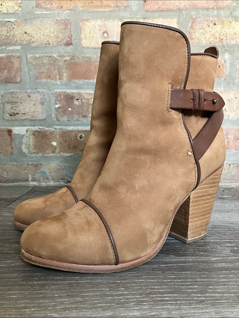 Rag & Bone "Kinsey" camel suede and leather ankle boots - Picture 5 of 17